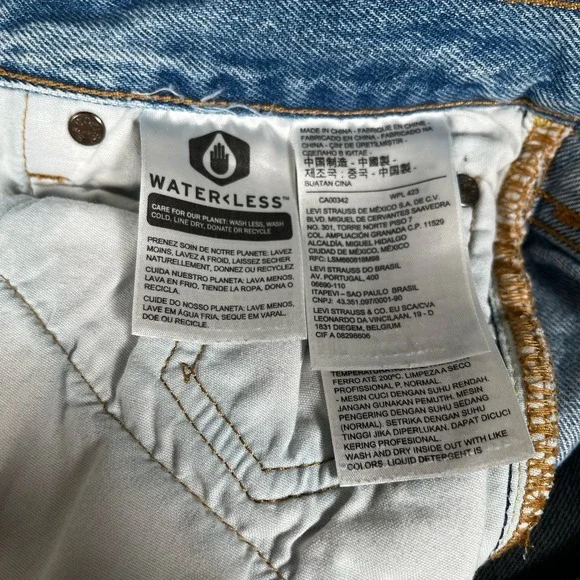 Vintage Levis Premium 501 S Jeans Womens 28x27 Light Wash Skinny Distressed Rips - Picture 5 of 12